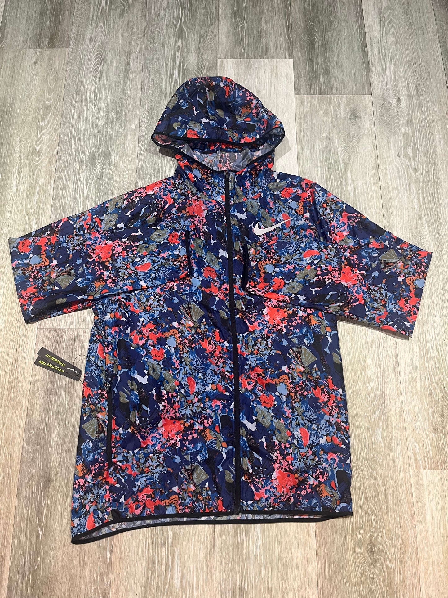 Nike windrunner floral hotsell